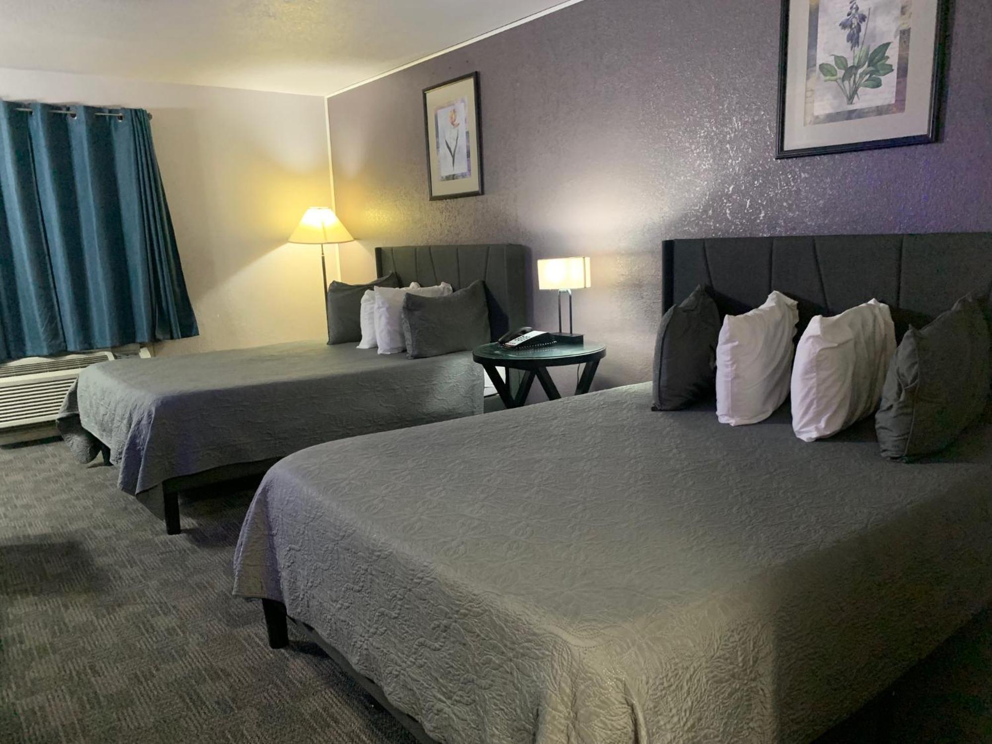 R Nite Star Inn And Suites -Home Of The Cowboys & Rangers Арлингтон Экстерьер фото